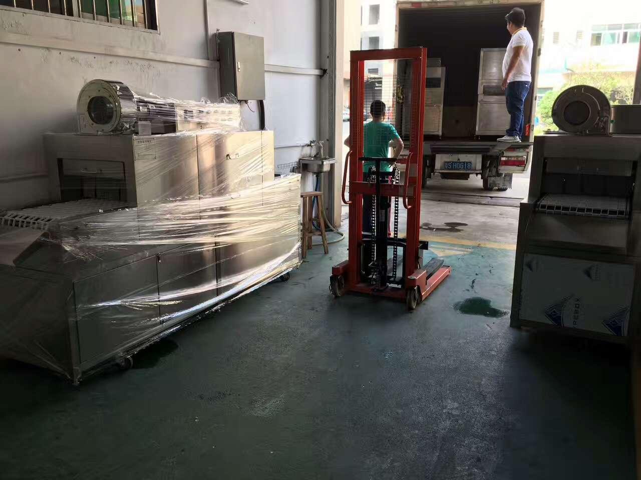 亞鈦洗碗機發貨